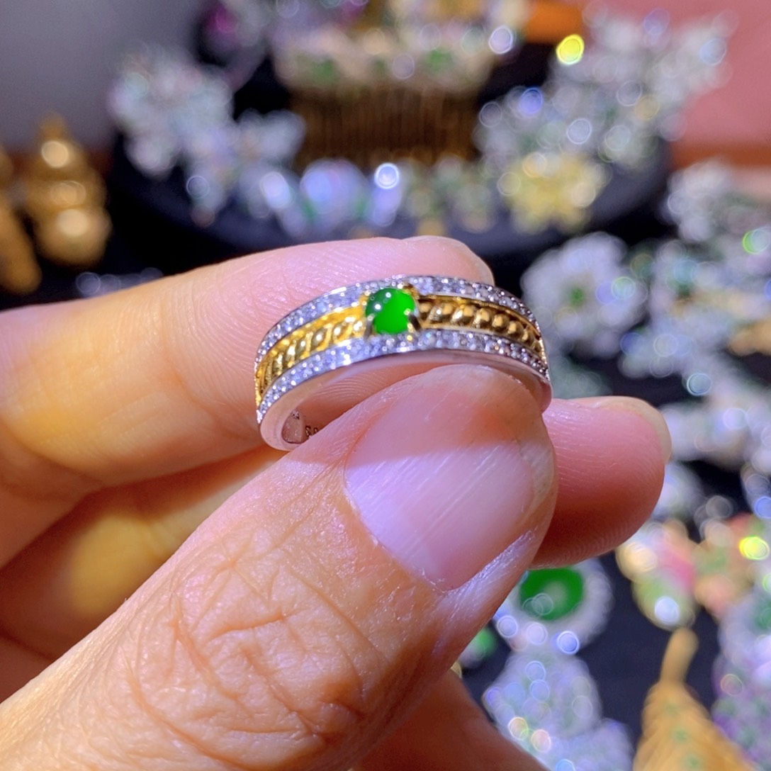 翡翠银S925镶嵌项圈天然翡翠