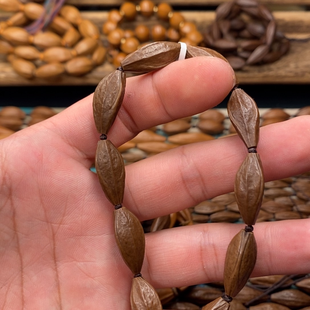 橄榄核手串/手链福利0.9咖色三角核（核偏长）