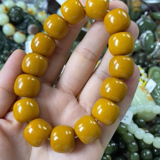 透闪石质玉手串卡16未镶嵌