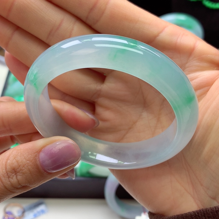 【闪购商品】翡翠手镯未镶嵌天然翡翠手镯