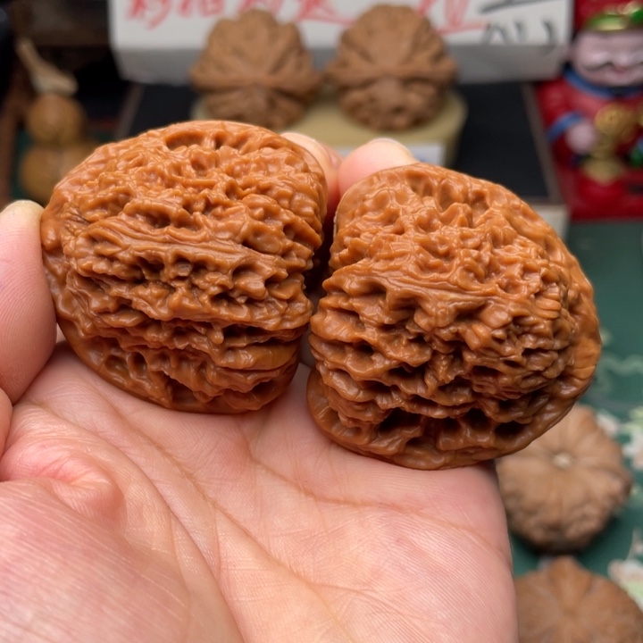 【闪购商品】把件文玩核桃44南疆石