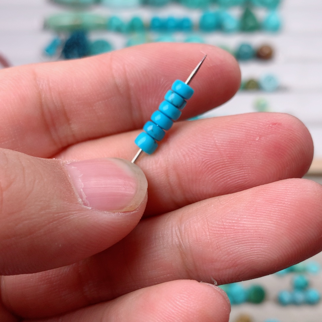 绿松石挂件未镶嵌梨*