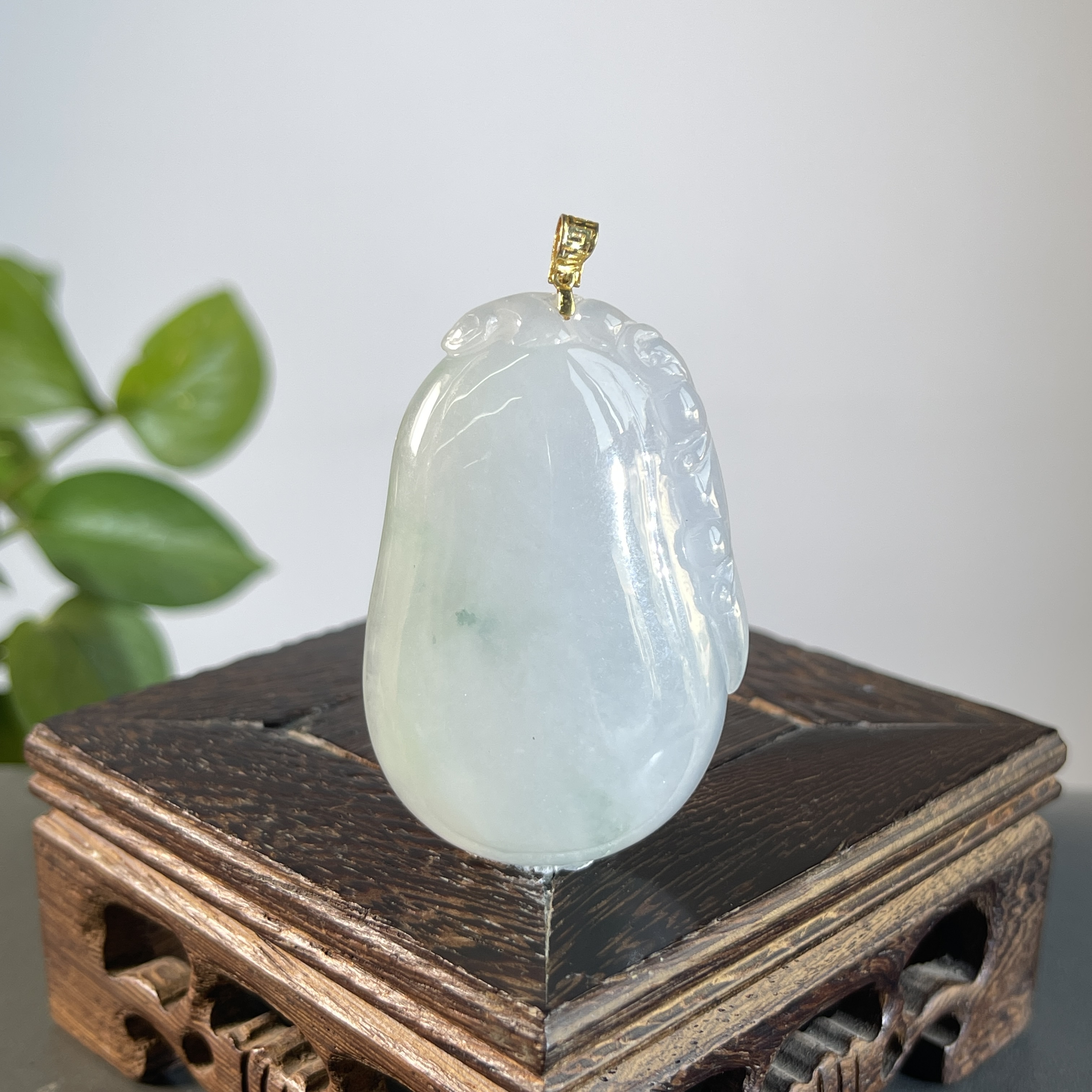 JGB15-134  天然缅甸A货翡翠  18K金扣福瓜