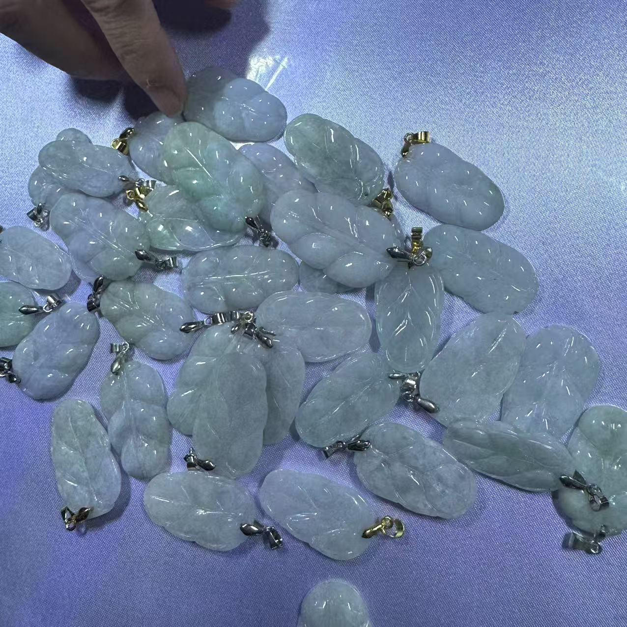 天然a货翡翠树叶吊坠-c012—多样性发一件