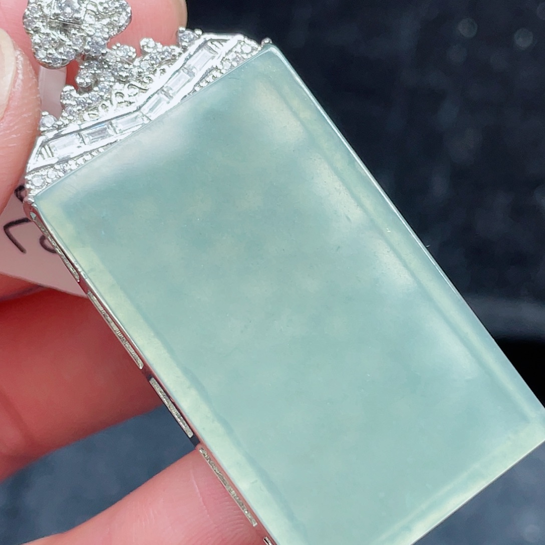 翡翠颈饰未镶嵌033，