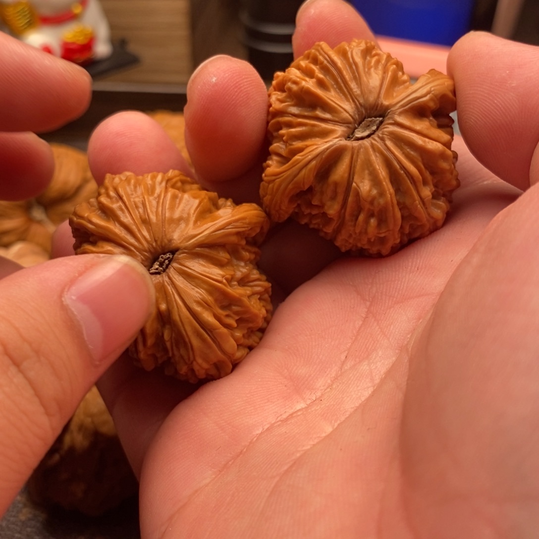 文玩核桃吊坠文玩