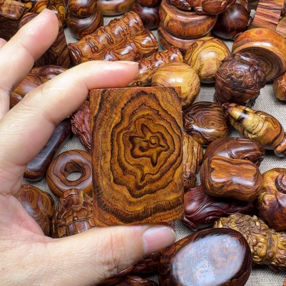 ，***黄花梨/降香黄檀我