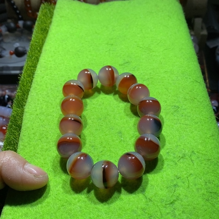 玛瑙/玉髓手串未镶嵌