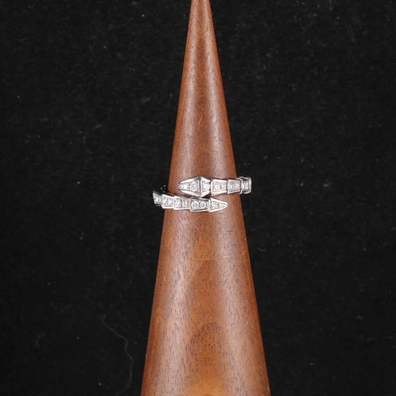 99新 BVLGARI/宝格丽 【双双活动】 窄版 单排钻蛇形戒指18K白金 m 