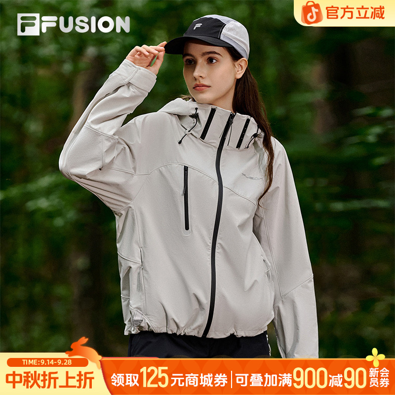 斐乐新机服秋款潮流运动休闲百搭女梭织外套T11W531702