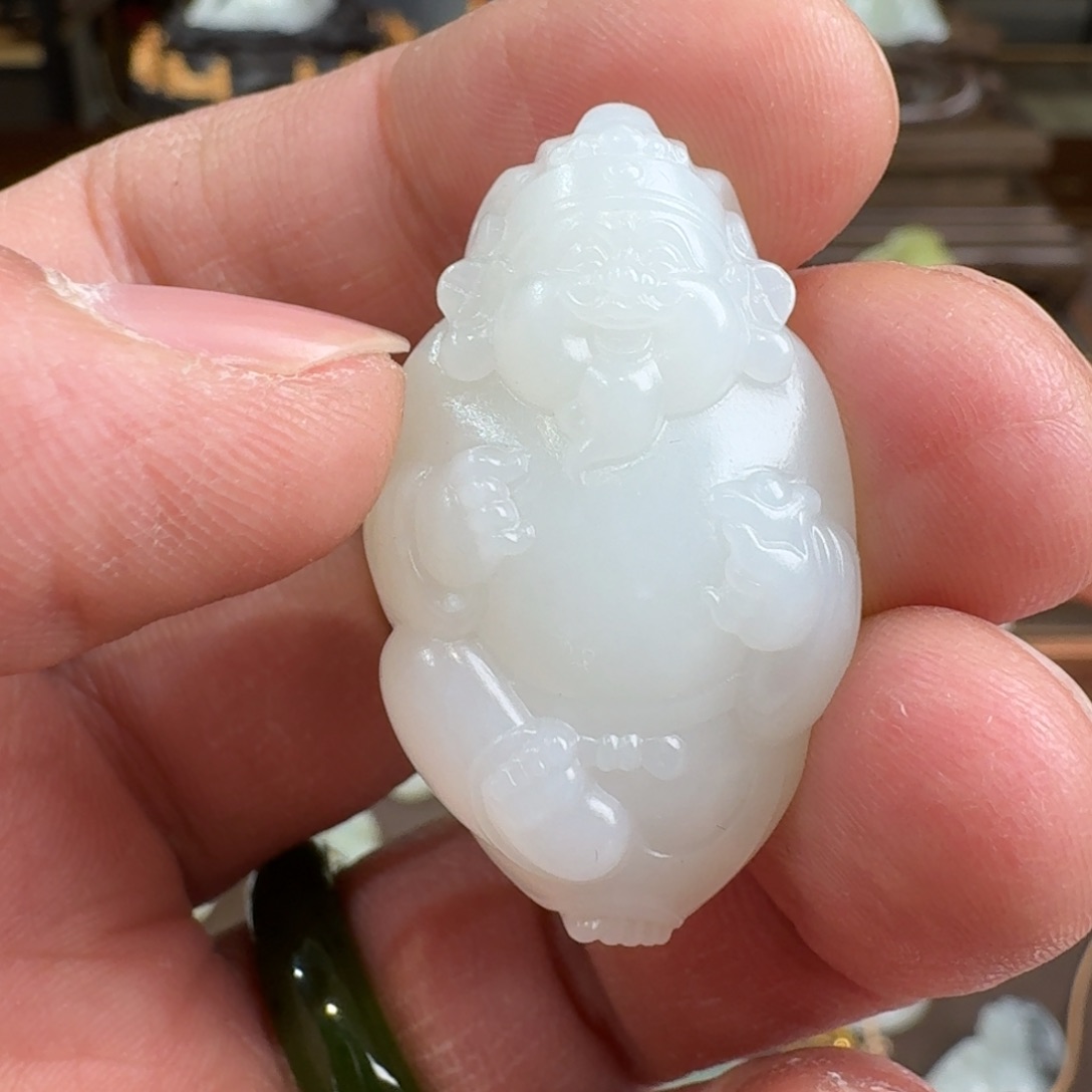 和田玉吊坠(赠链)未镶嵌不***?