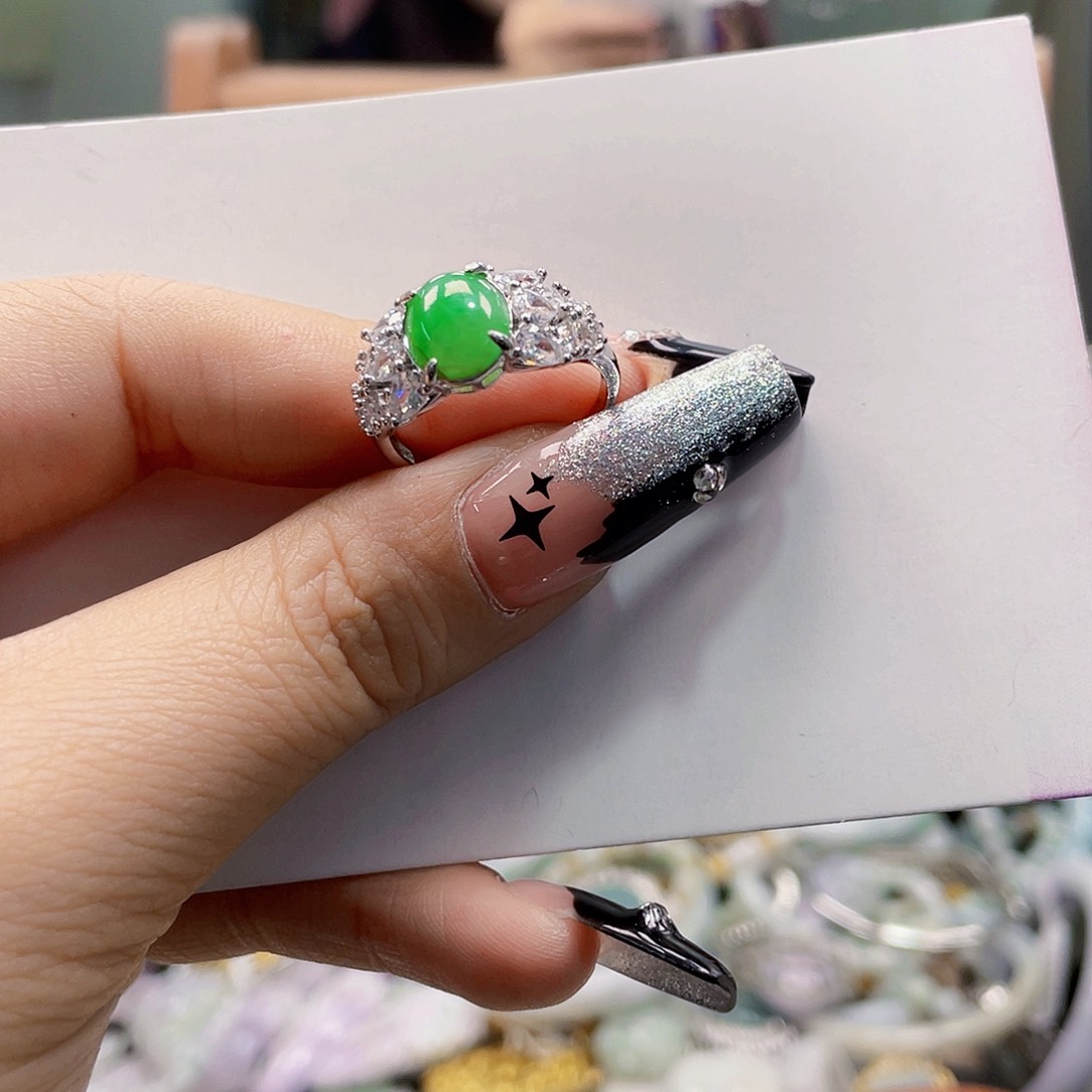 翡翠未镶嵌颈饰天然翡翠Ａ货