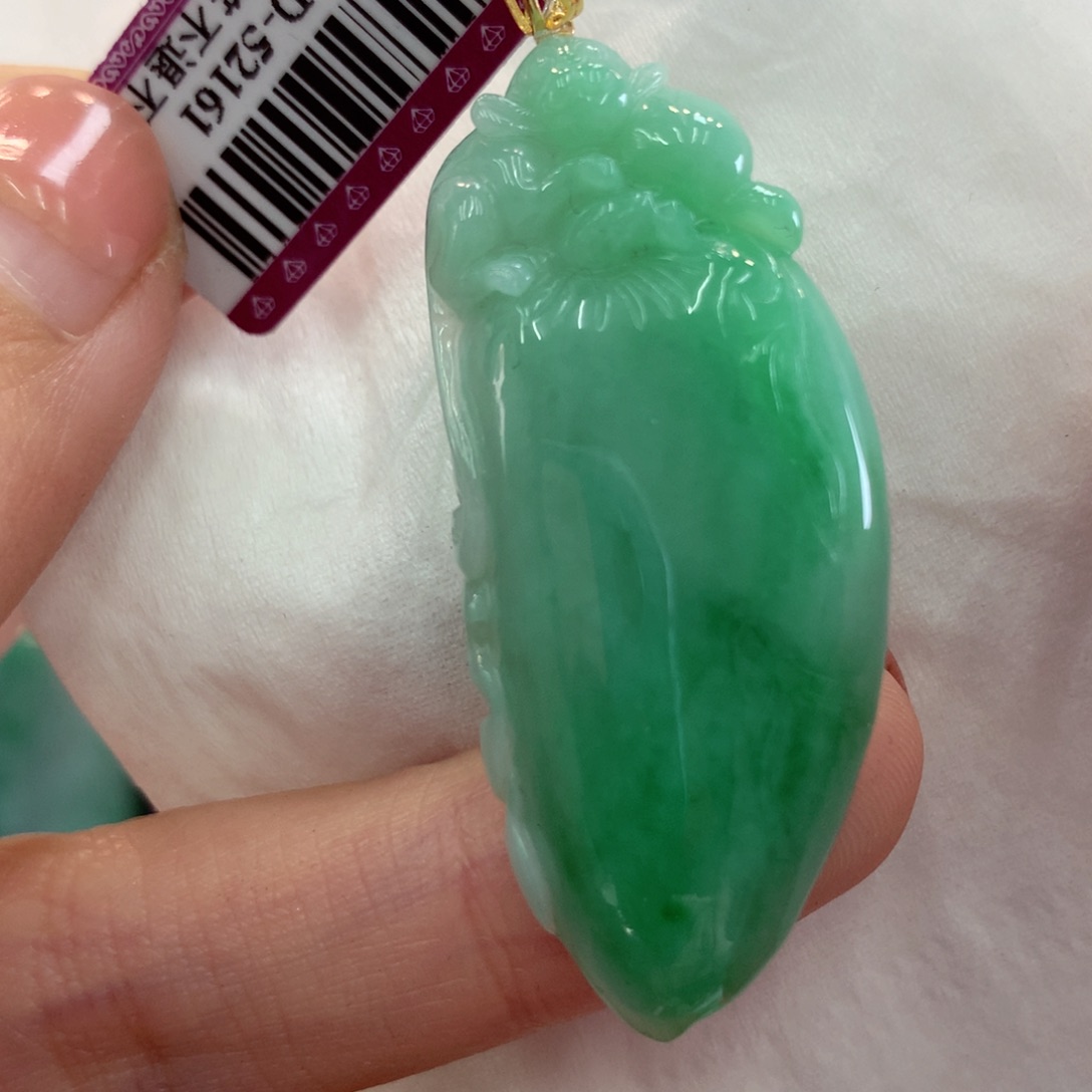 翡翠吊坠(不含链)18K金镶嵌