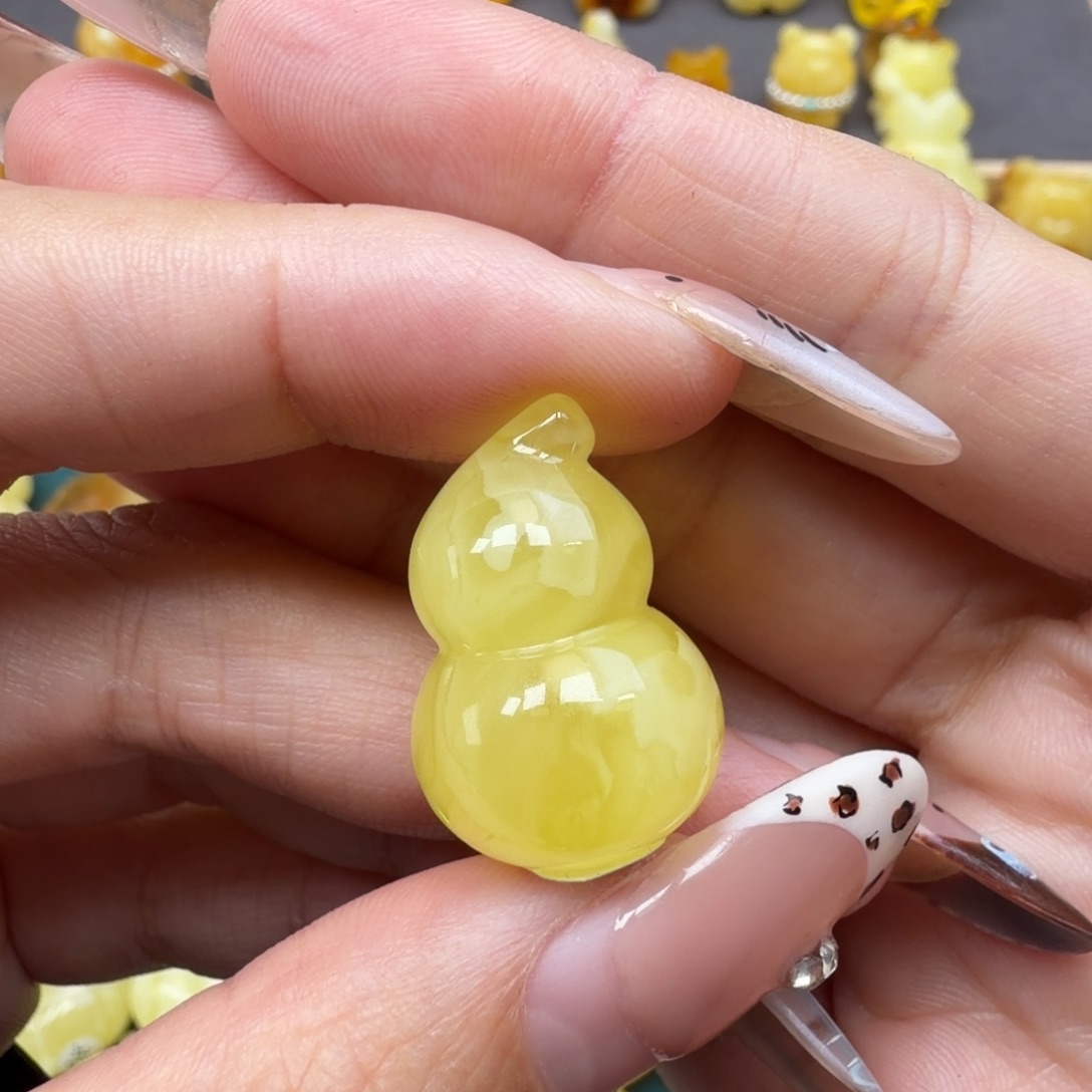 琥珀未镶嵌裸石蜜蜡