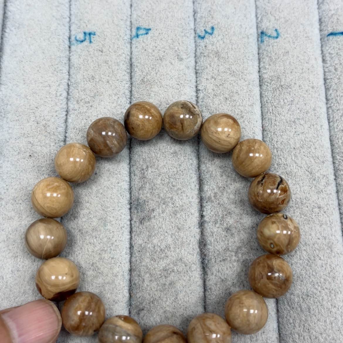 【闪购商品】琥珀裸石未镶嵌天然琥珀手串