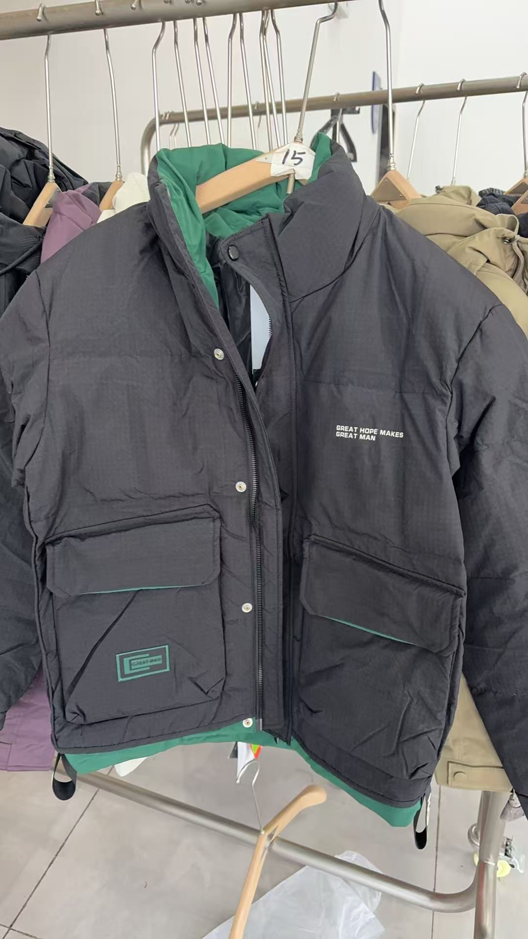 冬季爆款时尚撤柜锁温棉服外套-23083