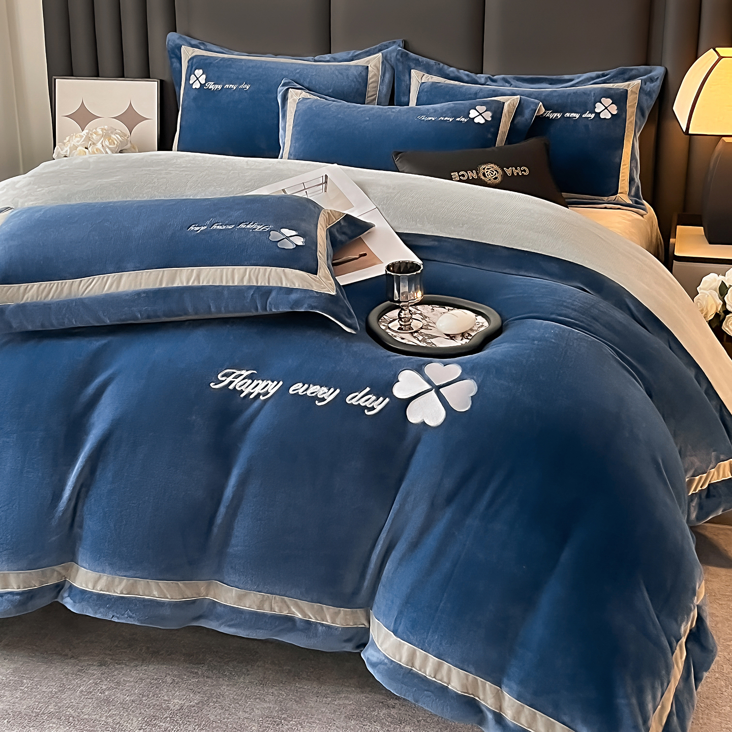 冬季新款加厚保暖牛奶绒四件套宽边绣花被套双面绒舒适纯色床品