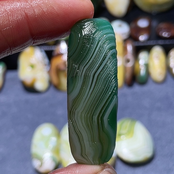 玛瑙/玉髓未镶嵌珠宝奇石