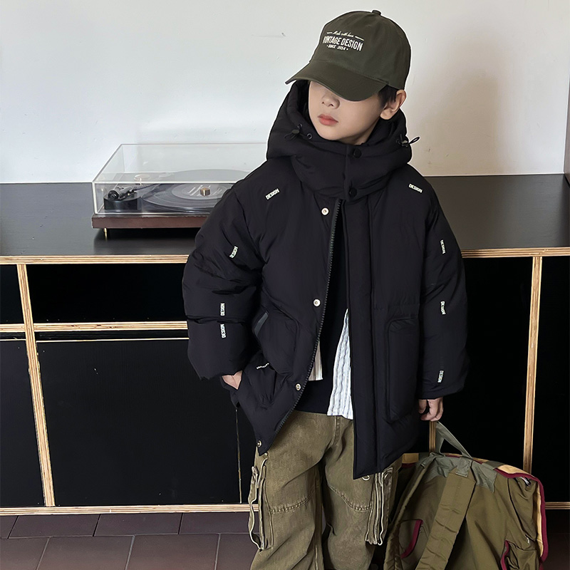 实体反季亏本清仓儿童羽绒服男童中大童宽松冬季加厚外套时尚休闲