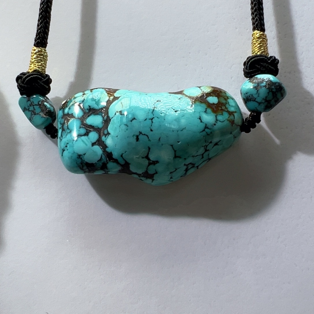 绿松石未镶嵌挂件