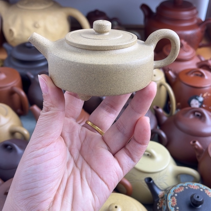 紫砂茶壶100cc青段半手
