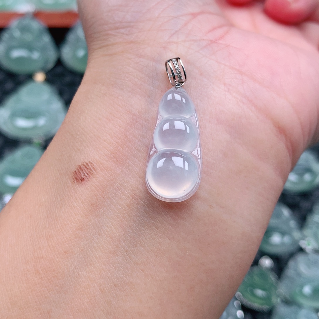 m***宝翡翠18K金镶嵌吊坠(不含链)