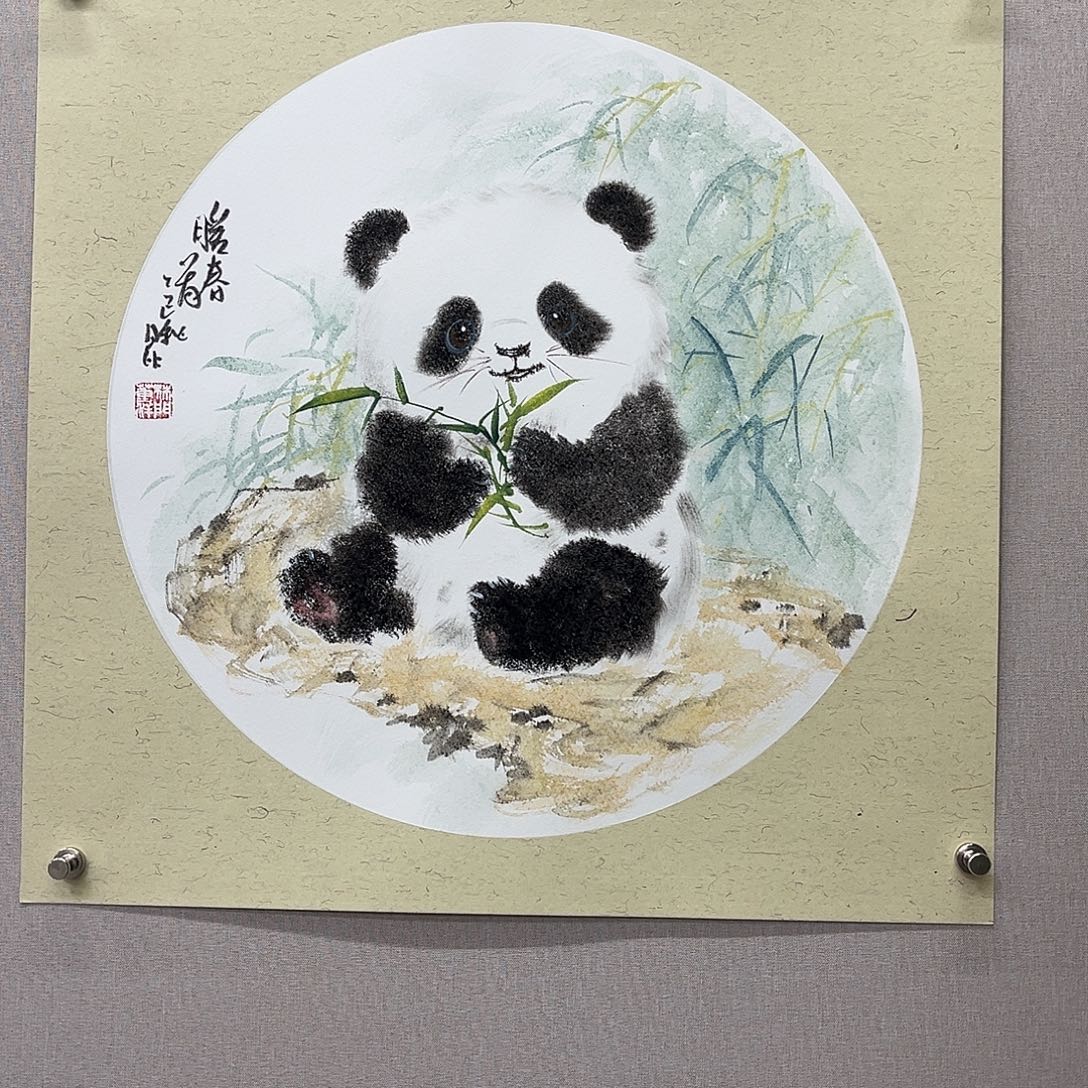 国画艺术家真人手绘