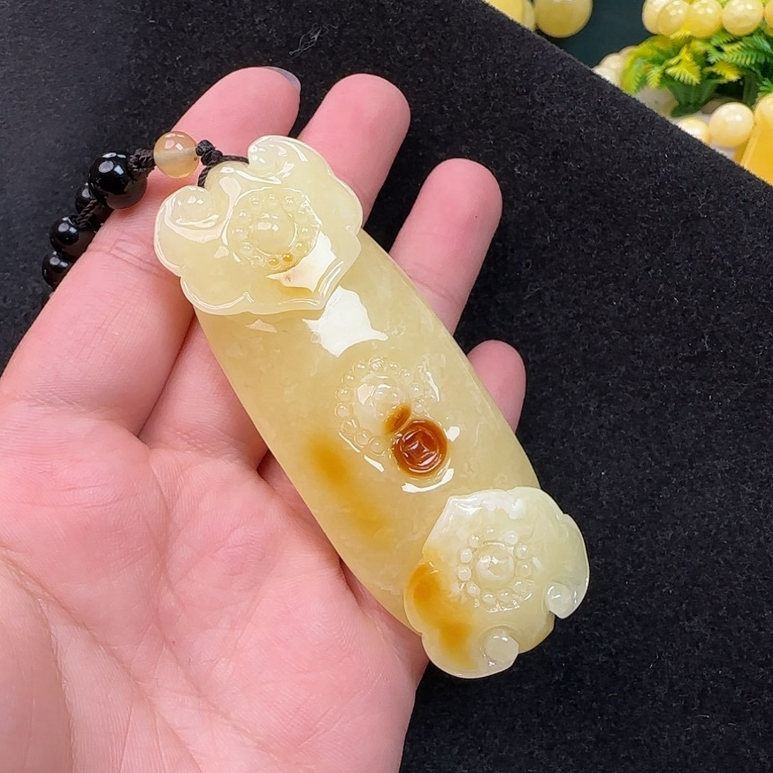 蜜蜡未镶嵌珠宝奇石