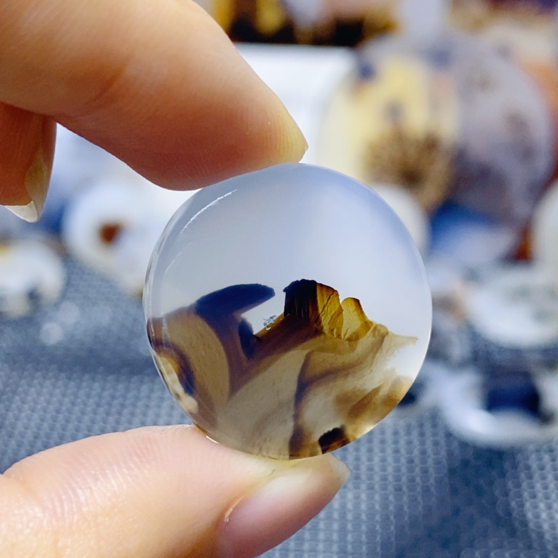 玛瑙/玉髓未镶嵌珠宝奇石