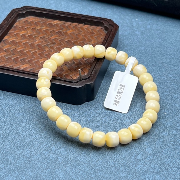 M3906天然蜜蜡 老型手串 8.97克/8.2*7mm支持鉴定假一罚四