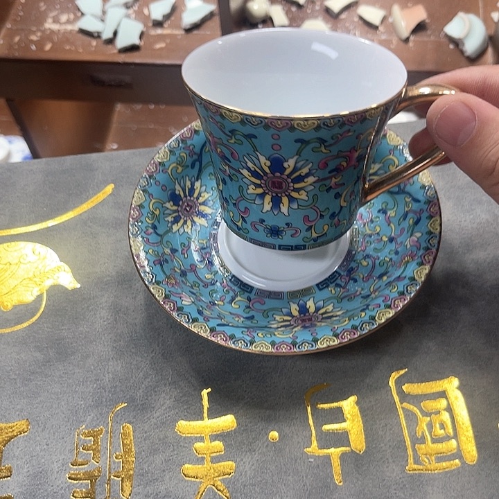 孤品茶具套装等。         