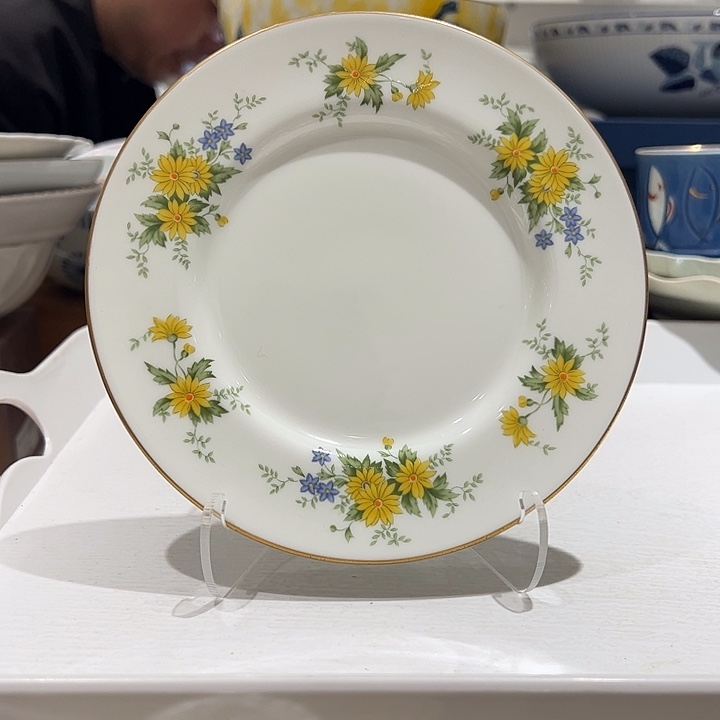 玖***柒瓷大牌花花蛋糕盘子超美