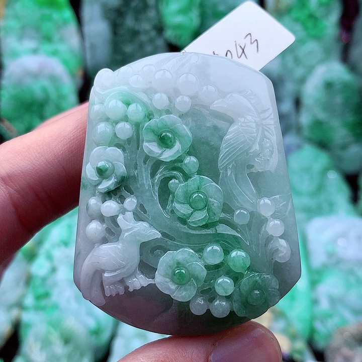 翡翠吊坠(不含链)未镶嵌