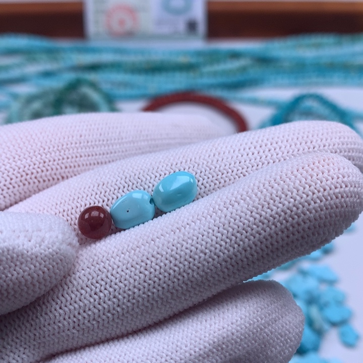 南红玛瑙未镶嵌珠宝奇石