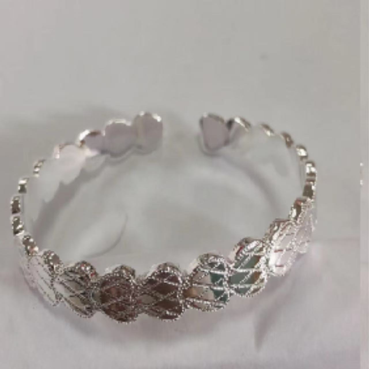 足银手镯 102200开口菱形爱心手镯