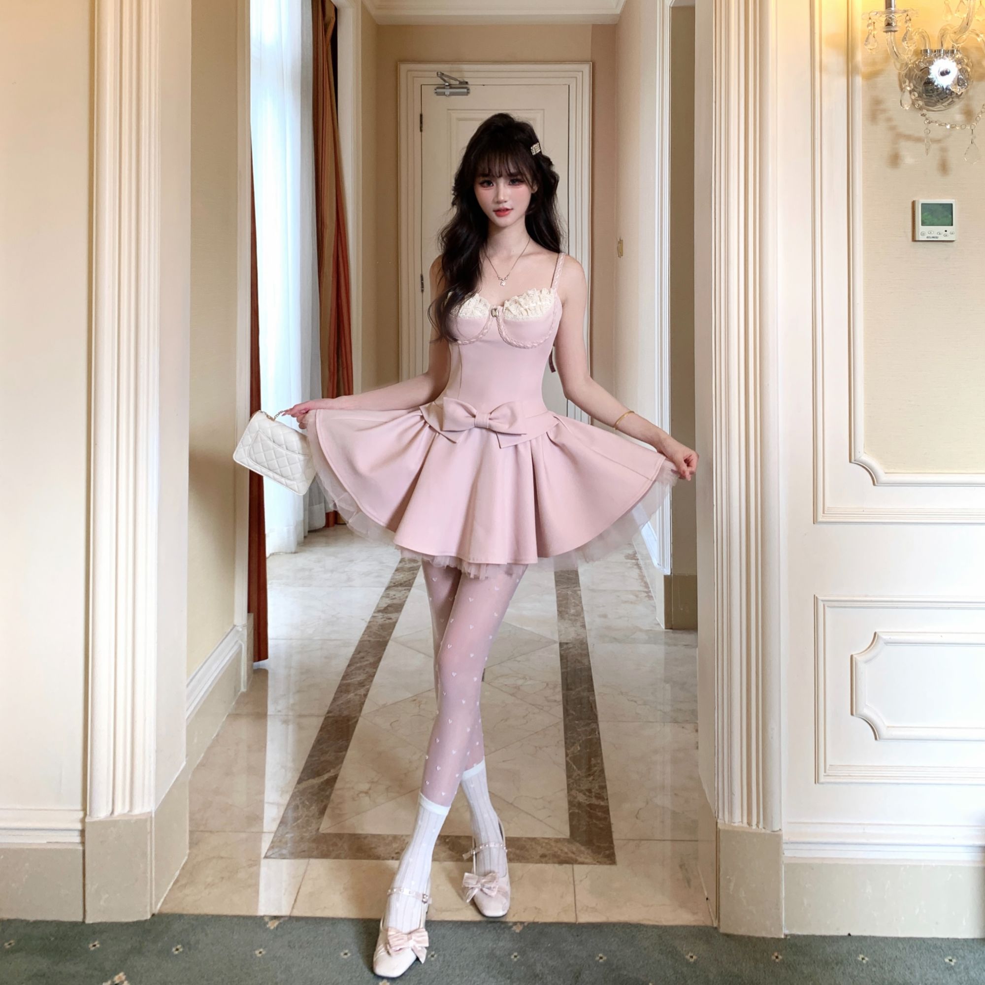 越韩小鱼 热恋岛屿 法式千金风亮片小香外套公主蓬蓬吊带裙套装女