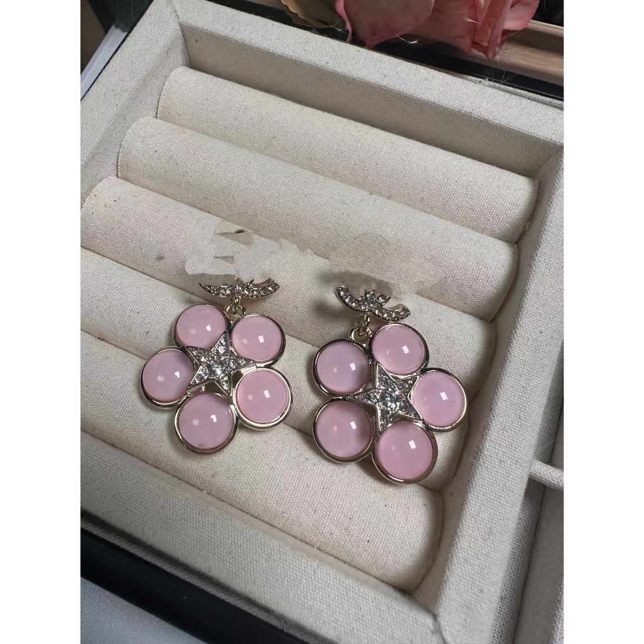 铜合金合成锆石耳饰 粉樱花内镶钻五角星耳环 WBM141