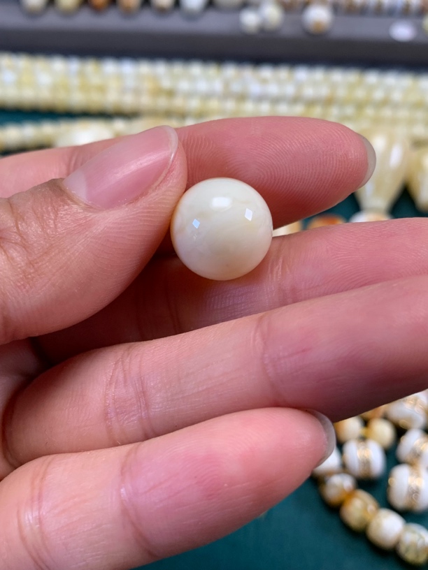 天然原矿金橘溶洞眼圆珠12.8mm