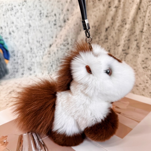生肖可爱马真兔毛时尚百搭少女心书包挂饰钥匙挂
