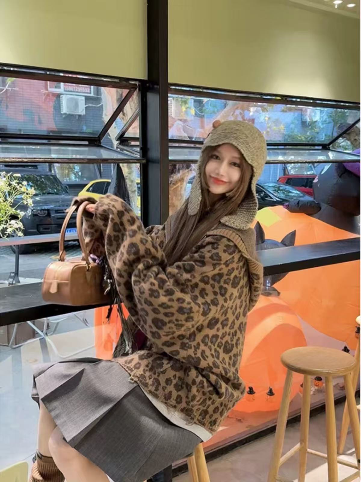 K2131《贪恋》大牌感豹纹针织全毛连帽开衫外套