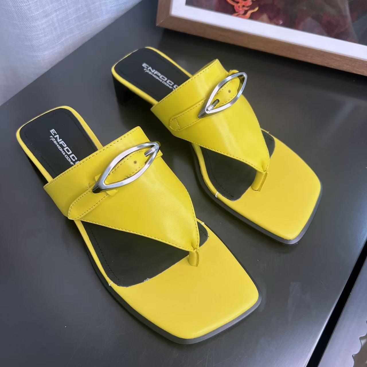 春夏新款夹脚拖女鞋凉鞋S29C360366-6.18