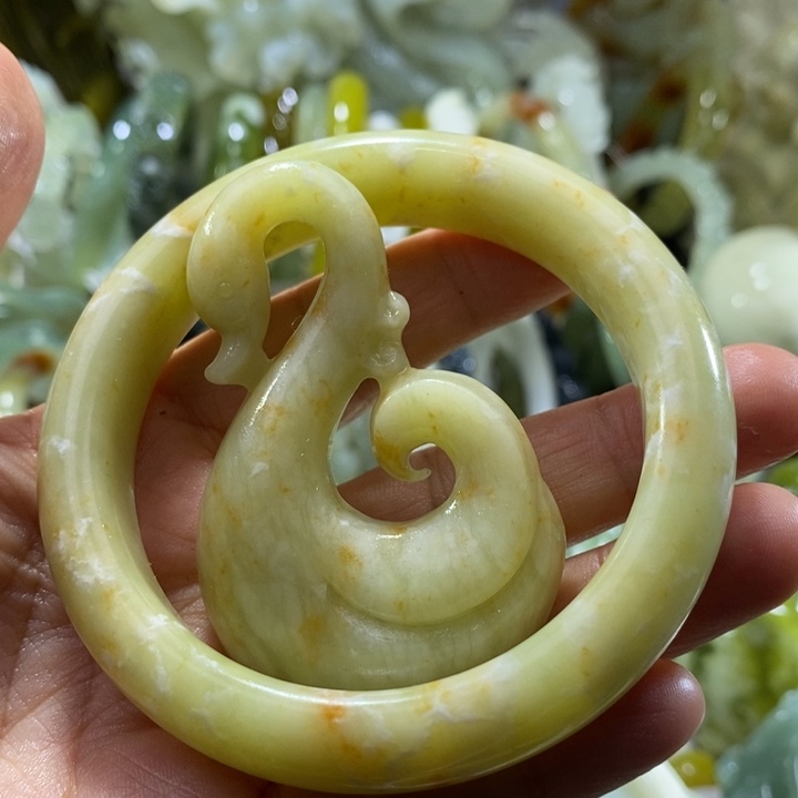 岫玉未镶嵌岫玉手镯58