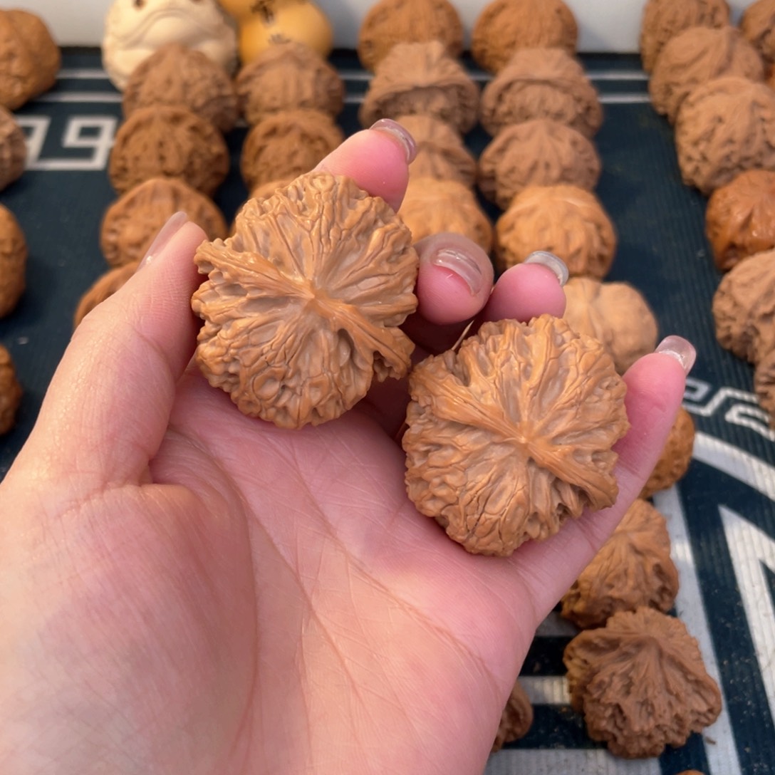 文玩核桃吊坠苹果园42