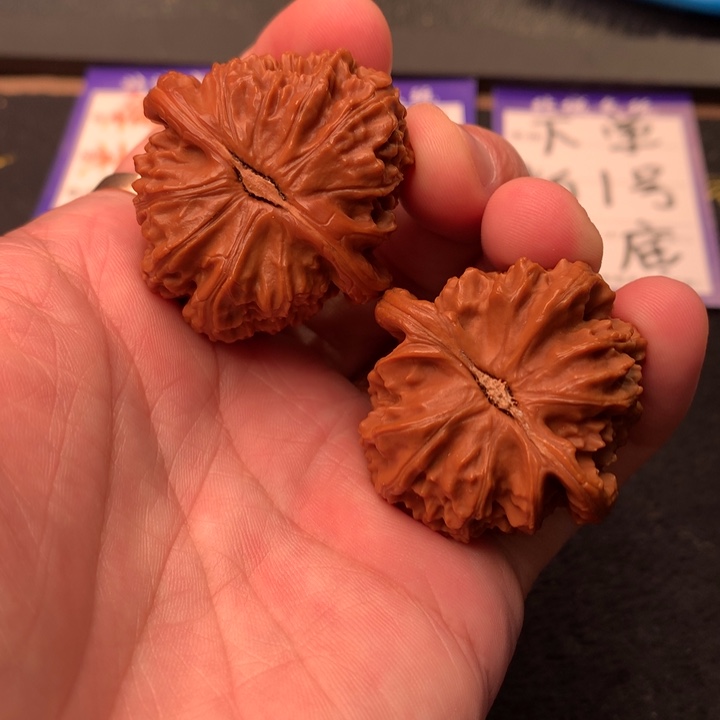 文玩核桃吊坠1号40白狮子
