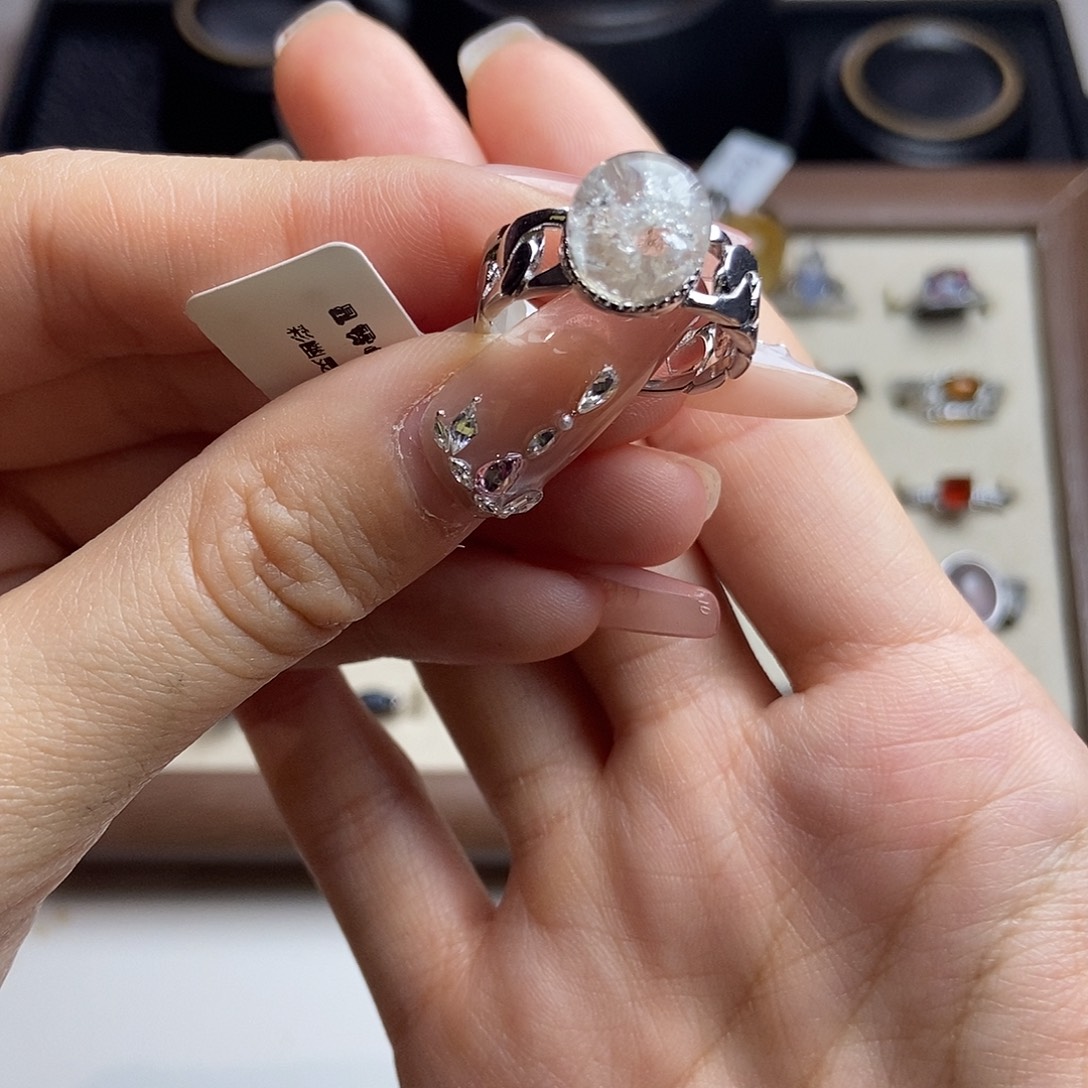 墨***曦戒指水晶未镶嵌白幽灵