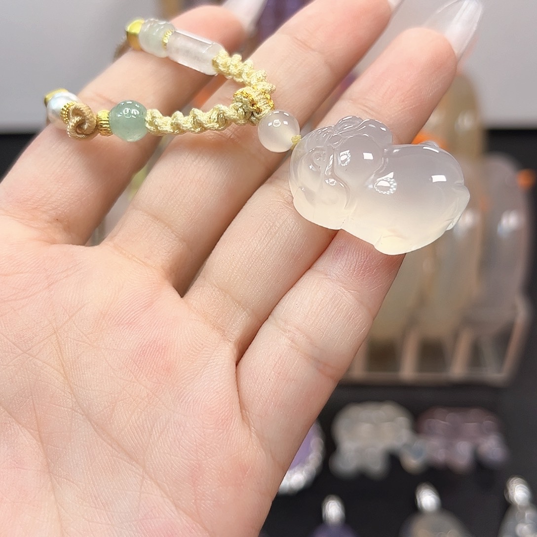 手镯玛瑙/玉髓未镶嵌
