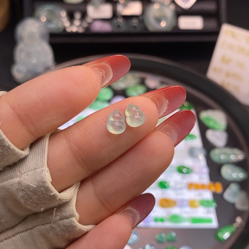 【闪购商品】翡翠挂件未镶嵌葫芦