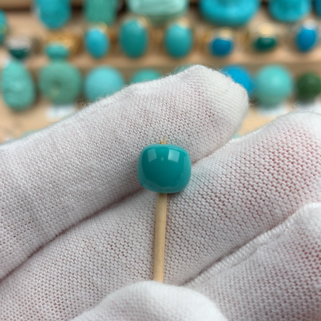 绿松石配饰未镶嵌8.3-7.4mm