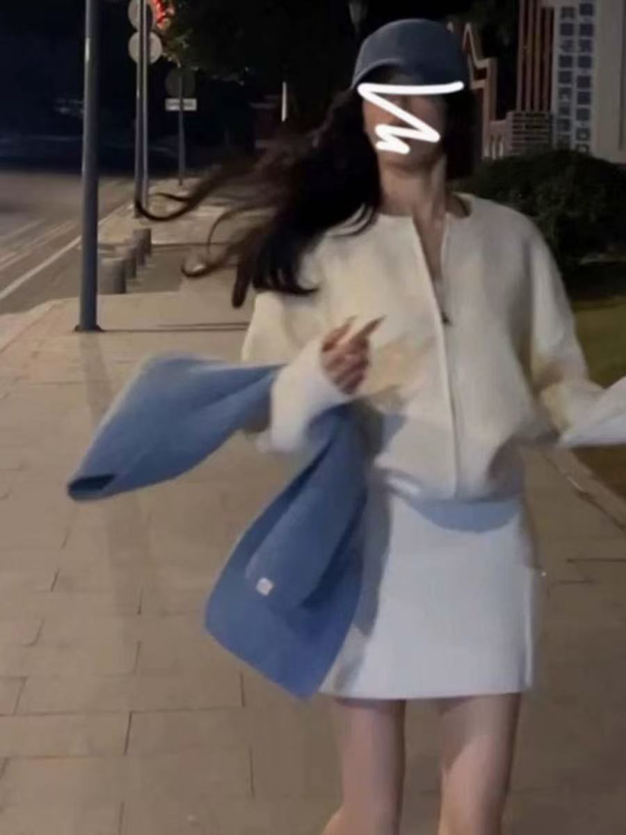 41265【12.18NN】白色毛衣针织套装 C16
