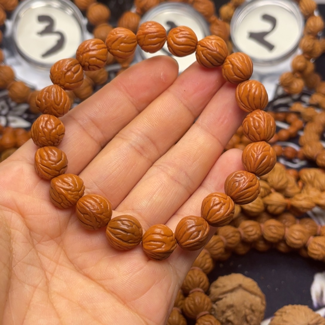 桃核手串龙纹桃核3